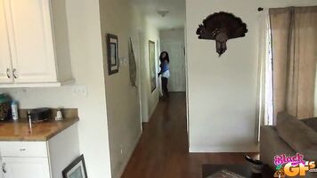 Black GF - Thick in the thighs