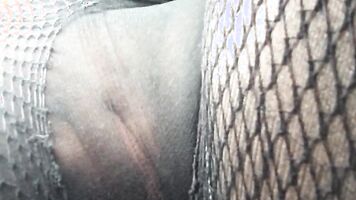 Uber driver having a quick orgasm between rides