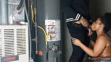 Back alley slut sucking and fucking for cash